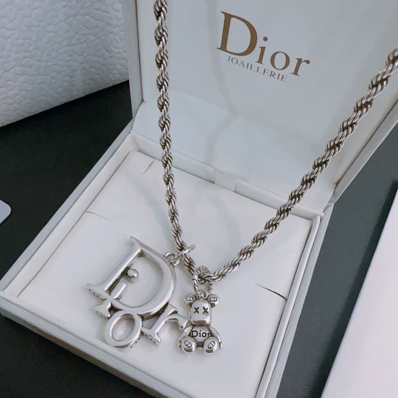 chr1st1an D10r necklaces